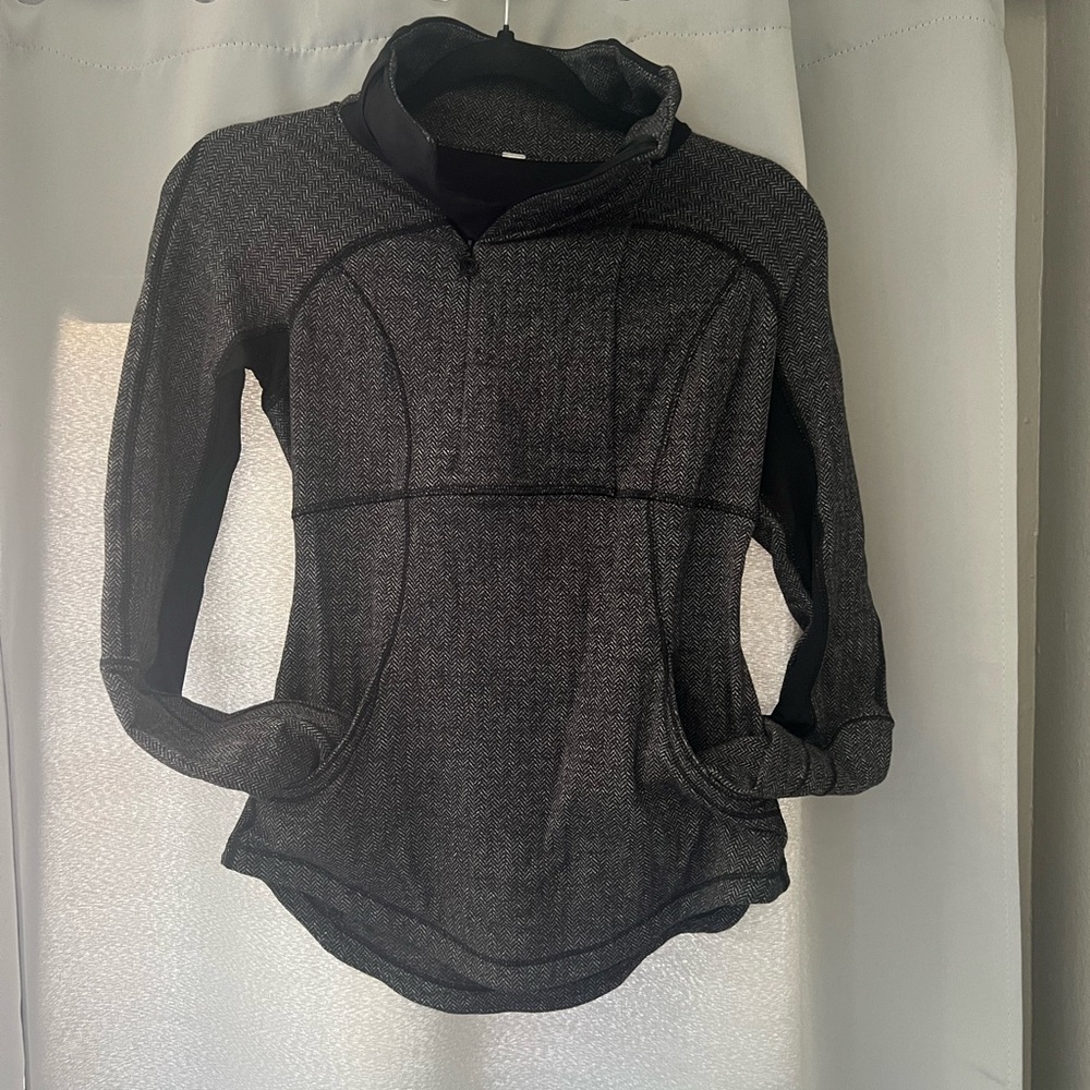 Lululemon Herringbone Half-Zip Pullover